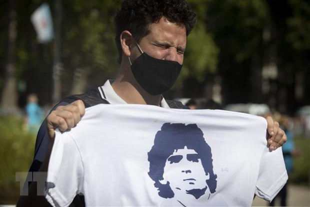 Công tố viên điều tra về cái chết của huyền thoại bóng đá Maradona
